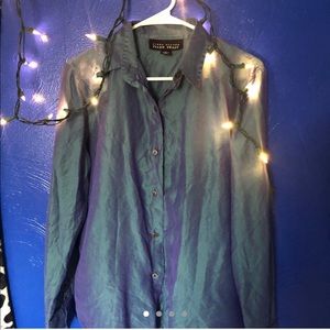 Blue to purple color shift 100% silk button down